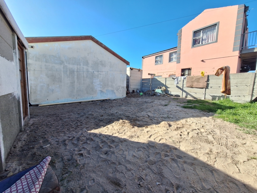 2 Bedroom Property for Sale in Strandfontein Western Cape